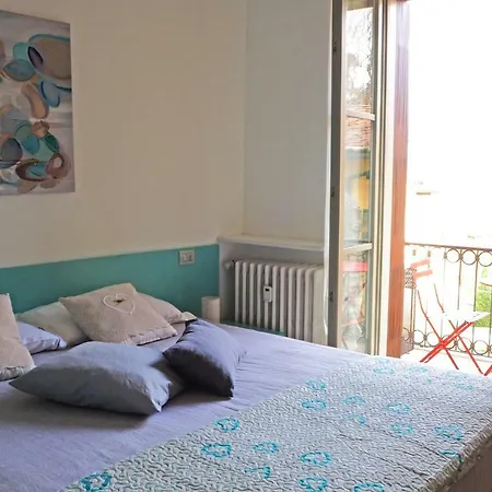 Alta Guest house 3*